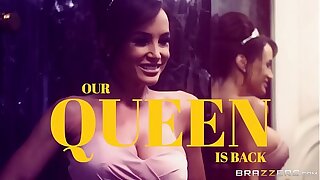 Our Queen Is Back - (Lisa Ann) beside her first Anal scene beside 3. - Brazzers